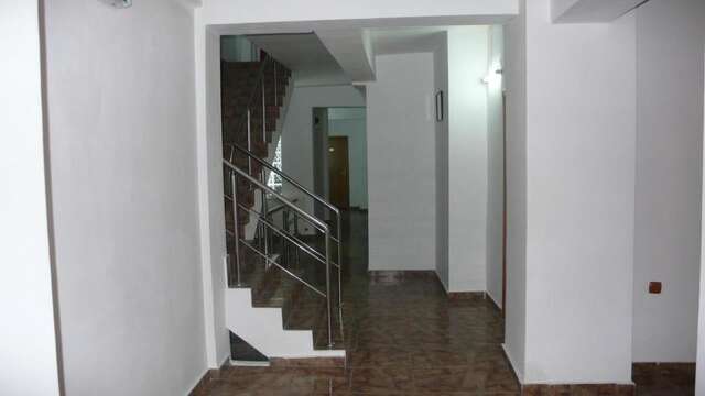 Отель Hotel Uranus Бухарест-28